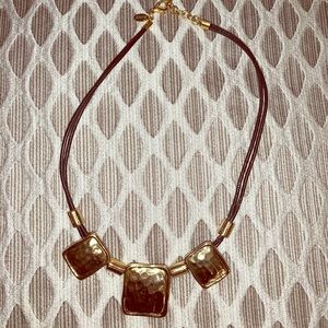 Chico’s black and gold necklace